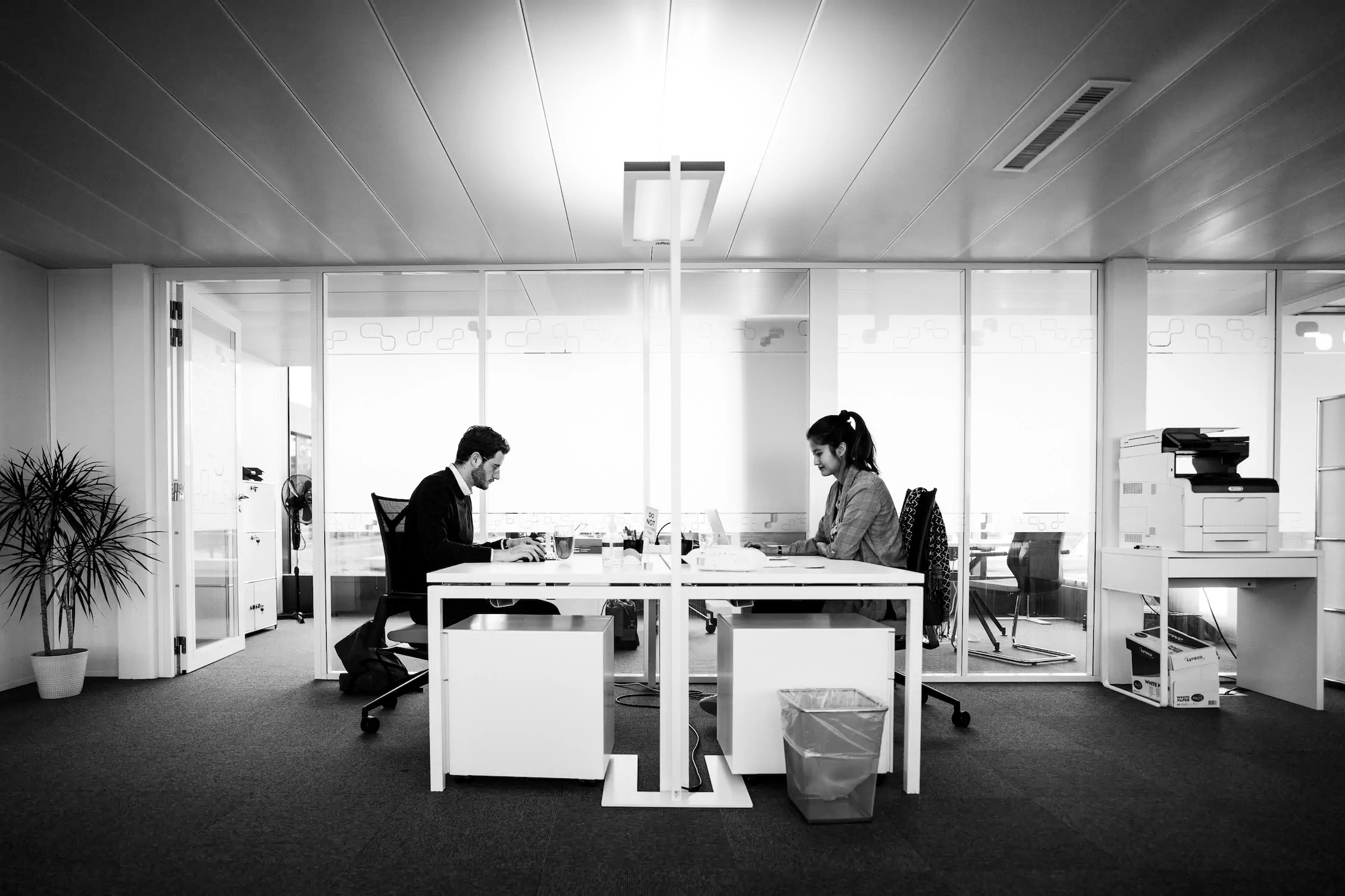 office working 1 bw landscape 3x2